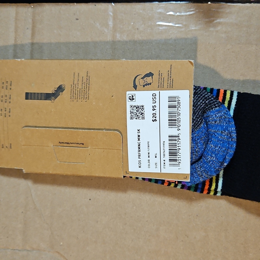 Burton Kids' Performance Midweight Socks: MINI STRIPE PRINT: NWT: M/L (2-4) - Picture 4 of 5